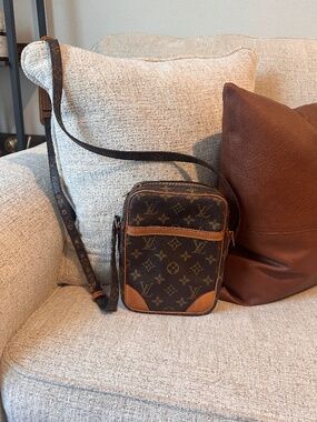 Louis Vuitton Vintage Monogram Danube Crossbody Bag M45266 with COA